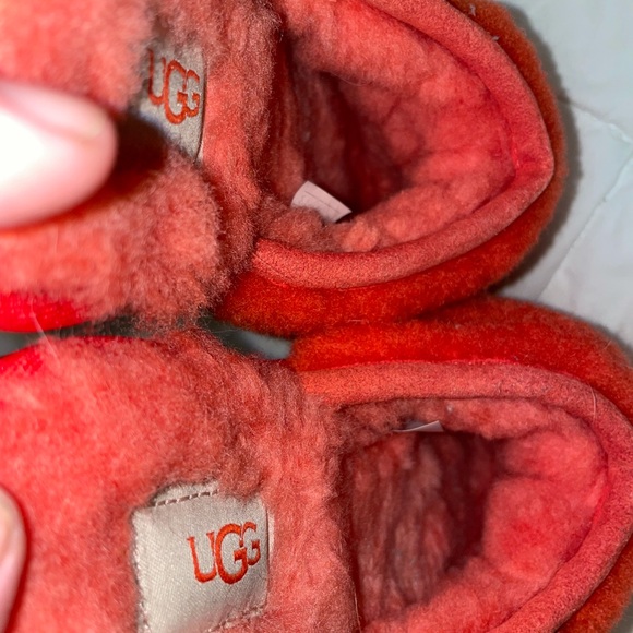 🔥SOLDOUT🔥RARE UGG FLUFFETTE CLOG SLIPPER LAVA FLOW NEON ORANGE RED SUEDE🔥8🔥 - Picture 3 of 4